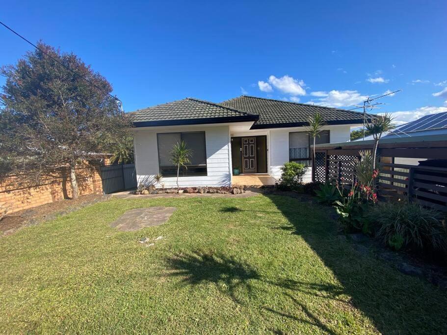 Boyle'S Beach House - Fully Furnished 3 Bedroom Home. Secure Parking. Nambucca Heads Exterior foto