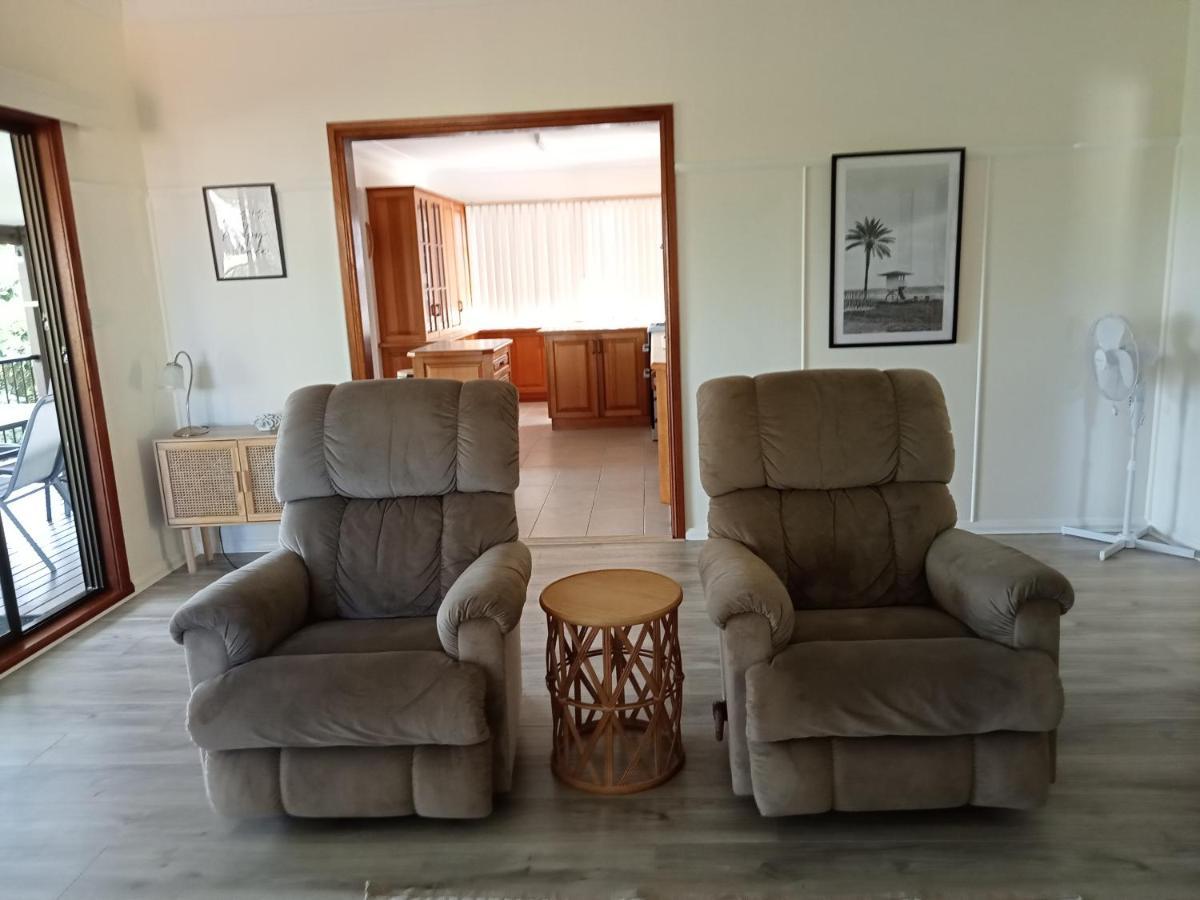 Boyle'S Beach House - Fully Furnished 3 Bedroom Home. Secure Parking. Nambucca Heads Exterior foto